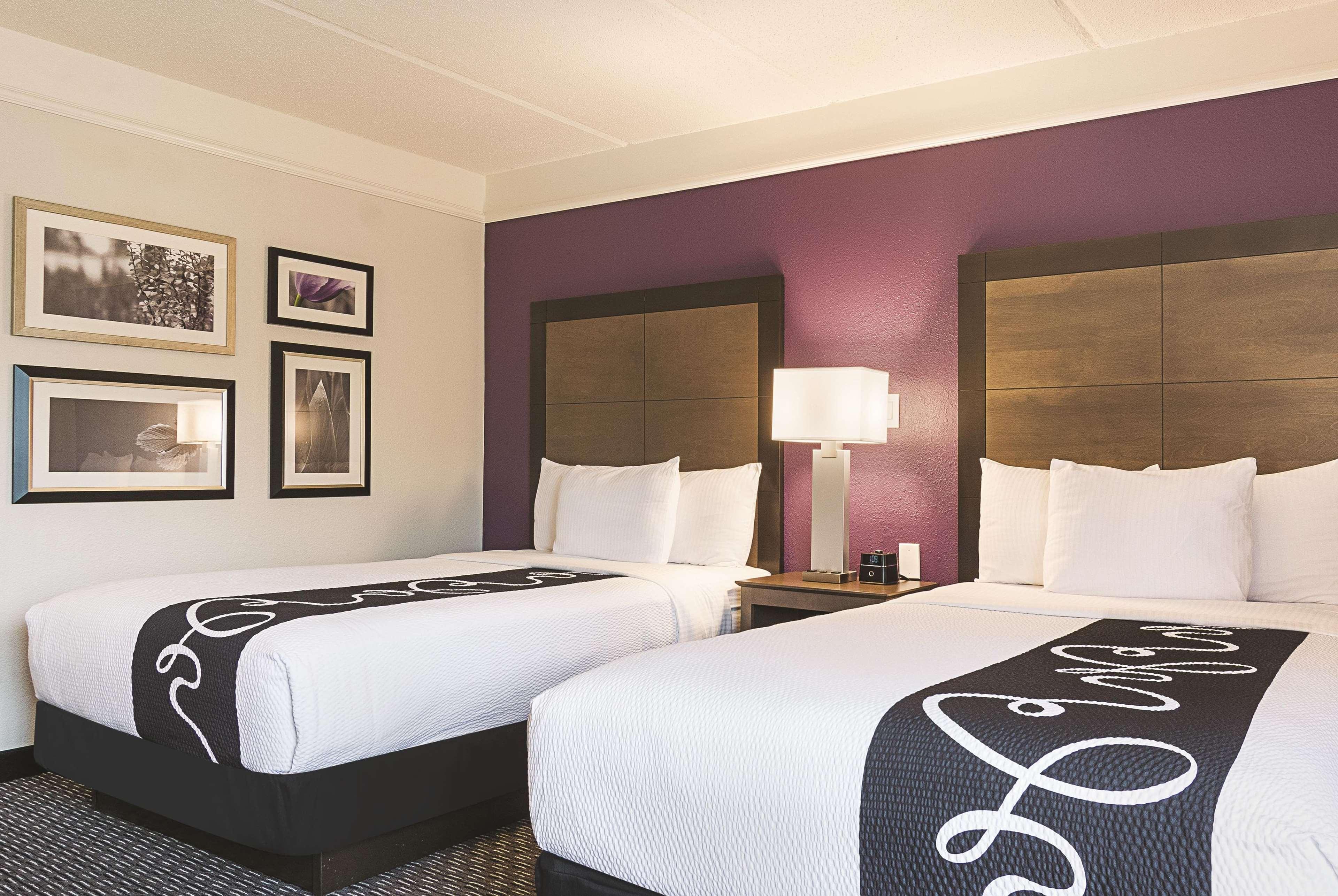 מלון סנדי ספרינגס La Quinta By Wyndham Atlanta Perimeter Medical מראה חיצוני תמונה