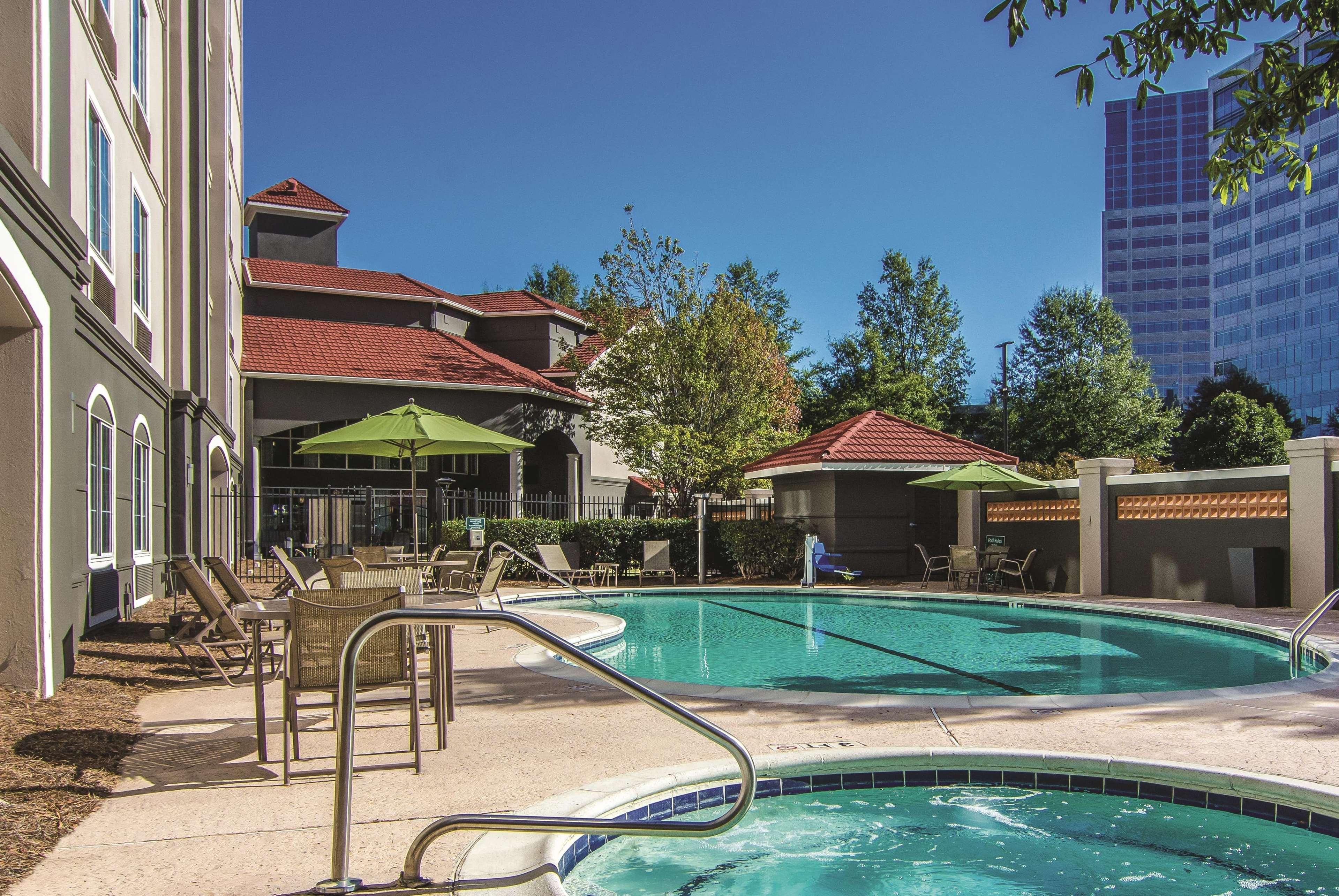 מלון סנדי ספרינגס La Quinta By Wyndham Atlanta Perimeter Medical מראה חיצוני תמונה