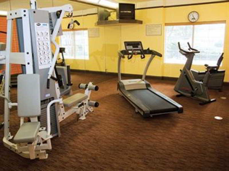 מלון סנדי ספרינגס La Quinta By Wyndham Atlanta Perimeter Medical מתקנים תמונה