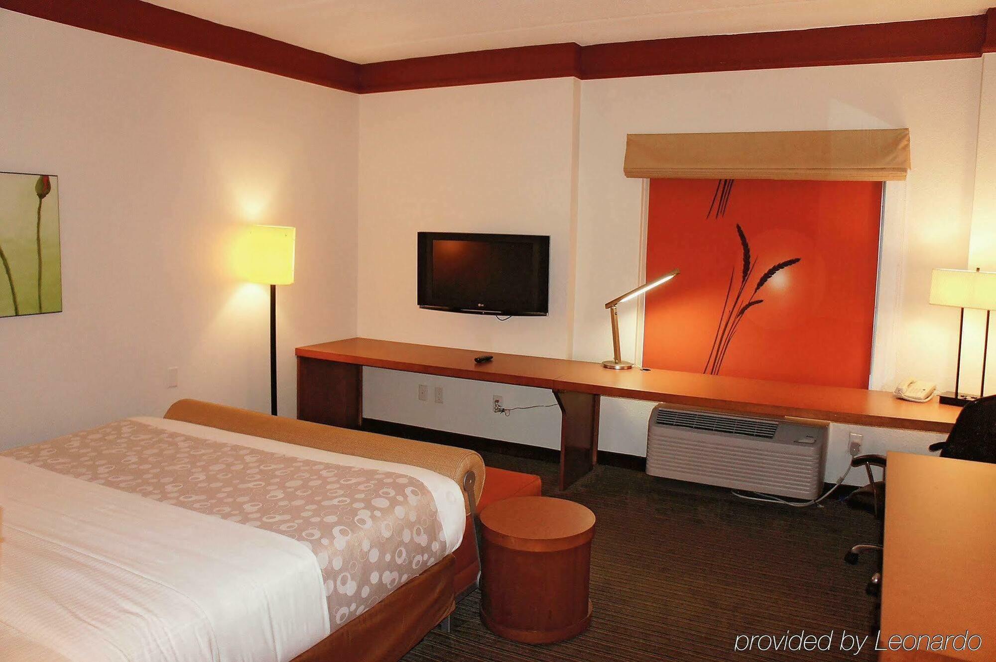 מלון סנדי ספרינגס La Quinta By Wyndham Atlanta Perimeter Medical מראה חיצוני תמונה